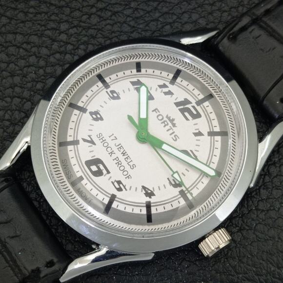 Vintage 1975 Fortis Manual Mens Silver Watch W/Leather Strap & Green accents - Picture 6 of 9